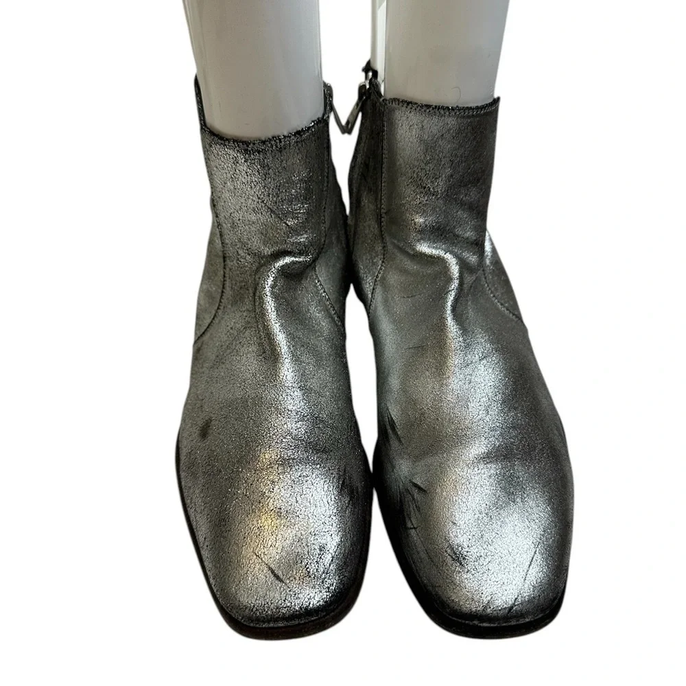 Tom Ford Silver distress ankle boots size 9